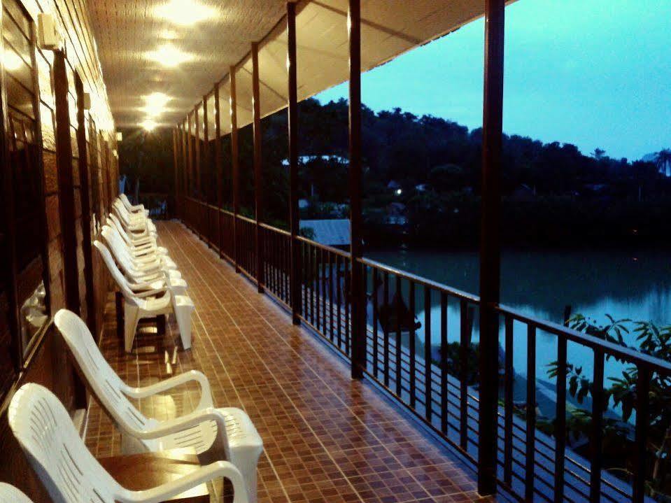 Tapear Resort Islas Phi Phi Exterior foto